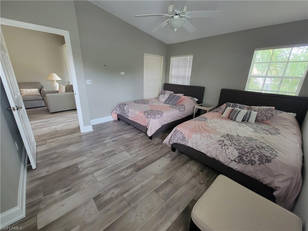 7577 Silver Trumpet LN T-204 photo 14