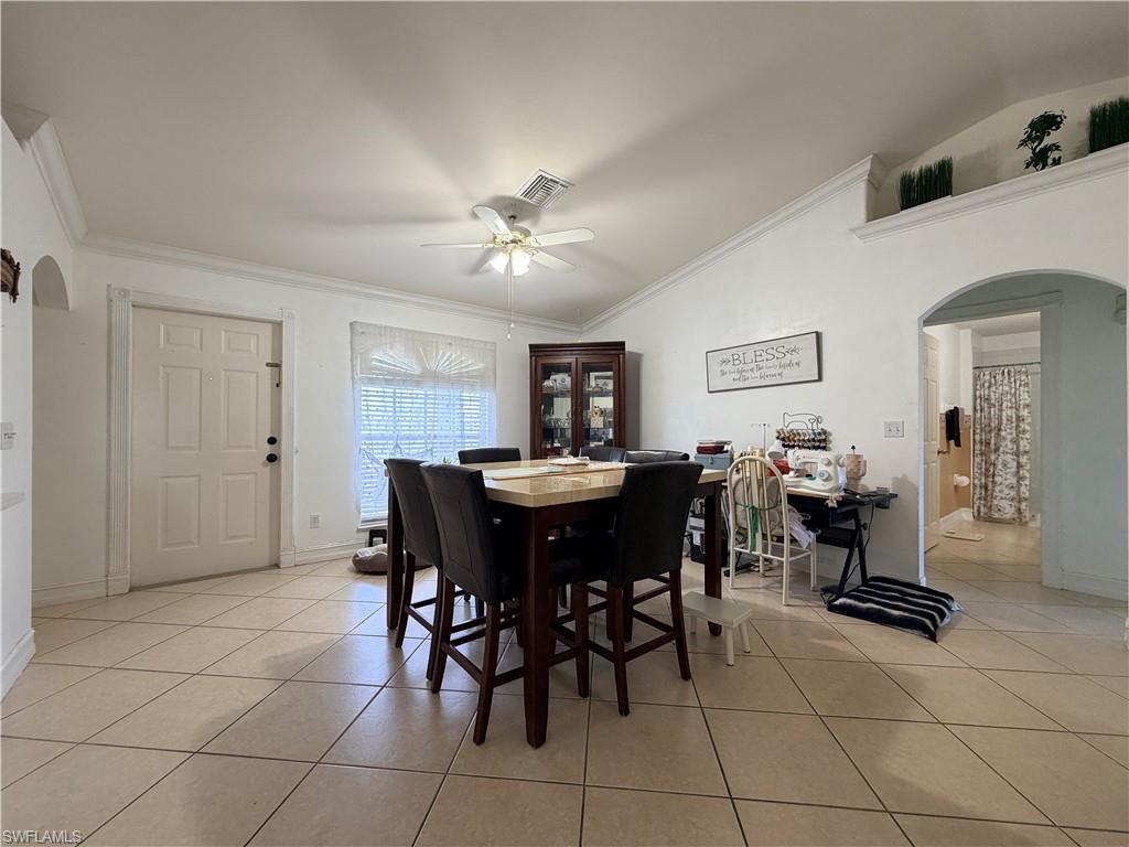 1621 SW 14th TER