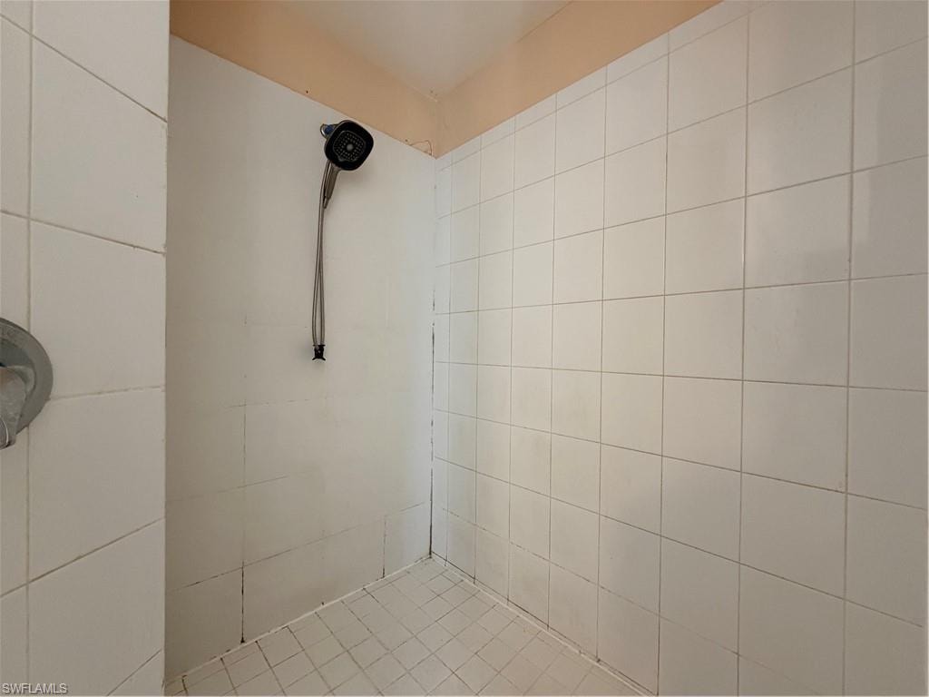 1621 SW 14th TER photo 14