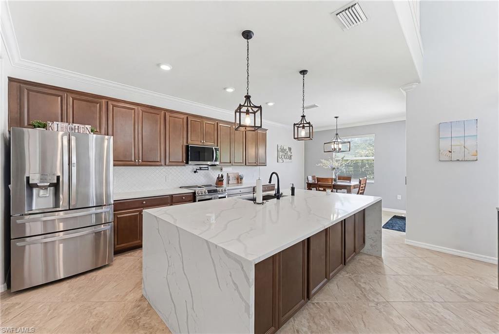 2175 Vermont LN photo 14