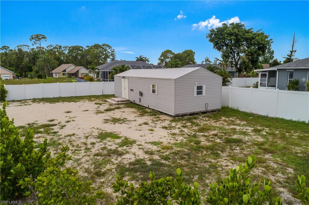 18322 Hepatica RD photo 31