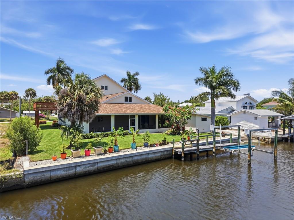4837 Tarpon AVE