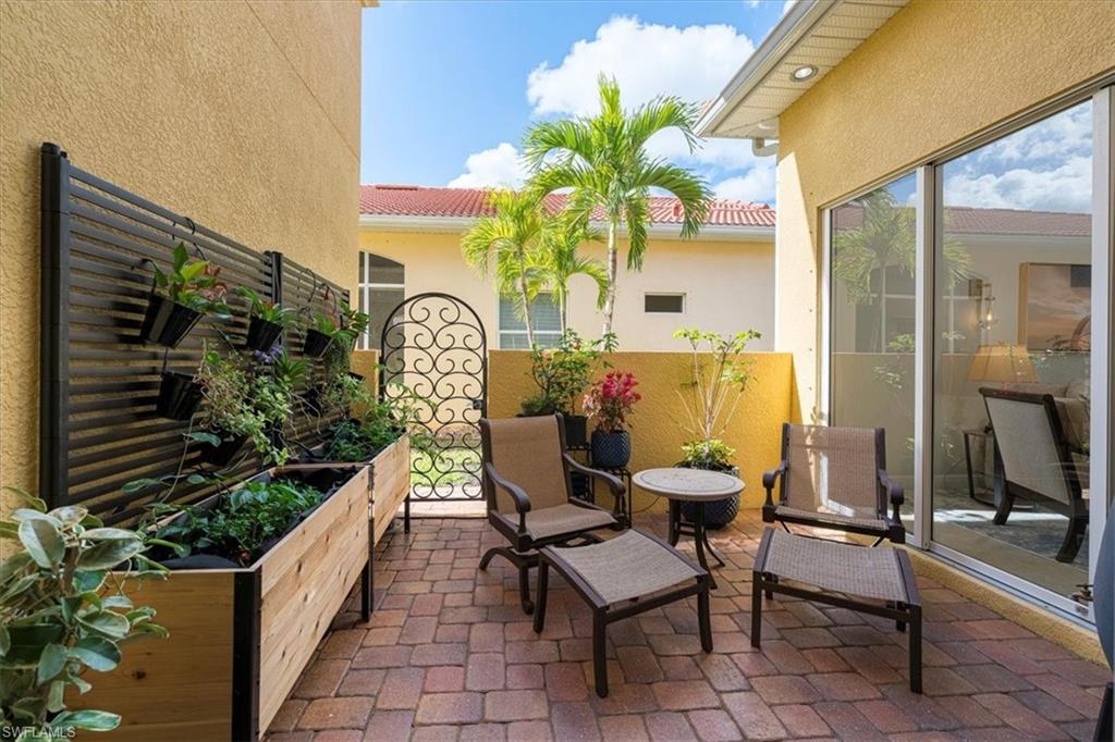 7703 Martino CIR photo 11