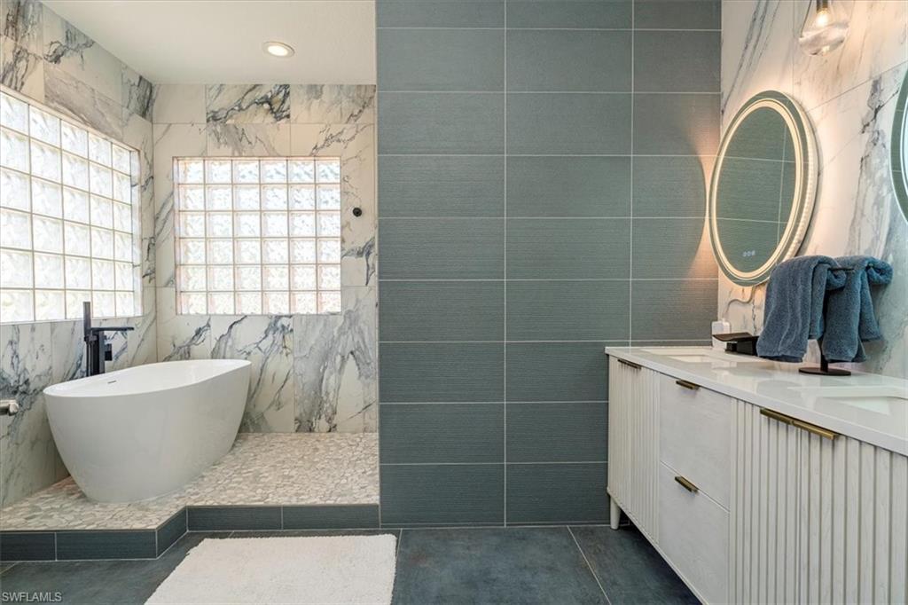 7703 Martino CIR photo 25