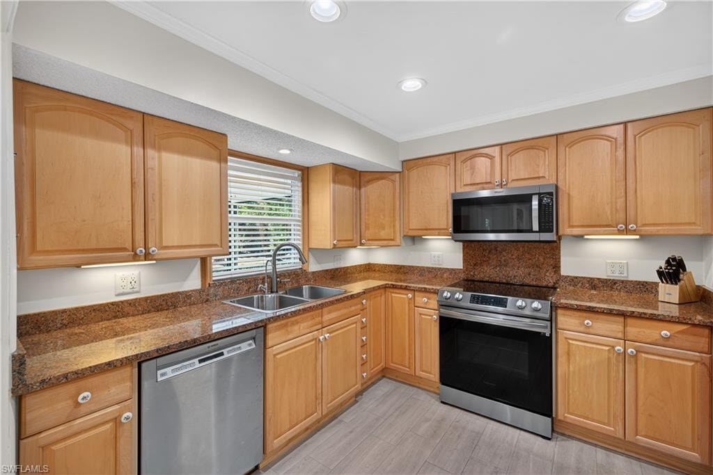 5100 Mahogany Ridge DR photo 12