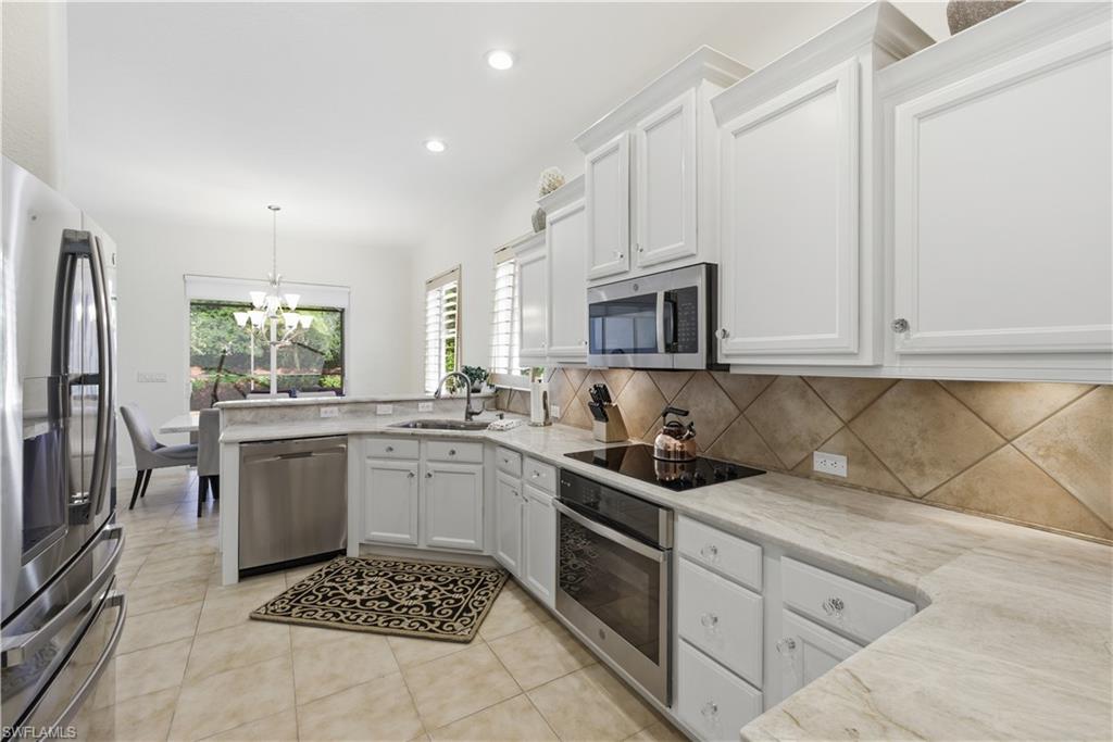 9235 Troon Lakes DR photo 12