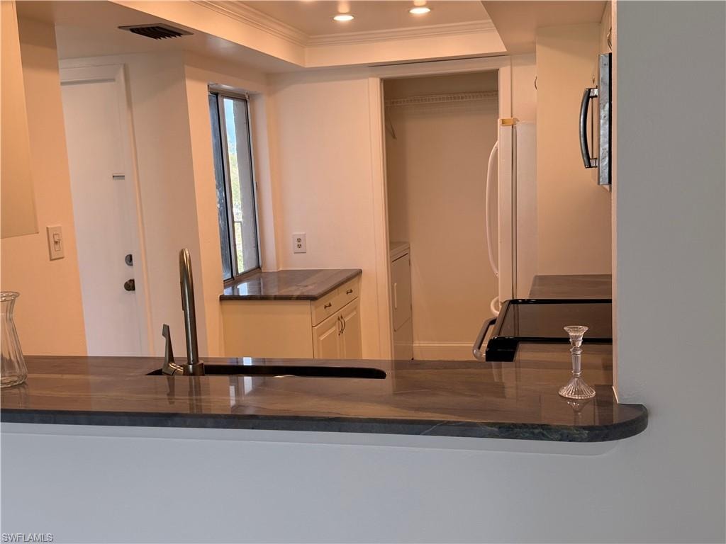 25806 Cockleshell DR C 313 photo 8