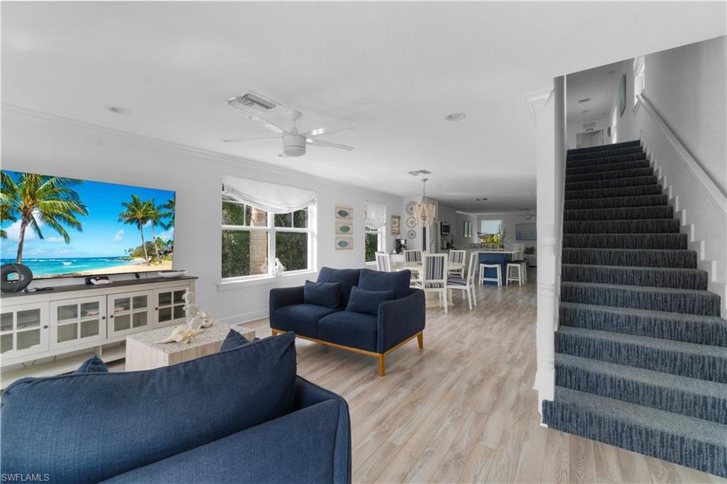 719 Park AVE photo 16