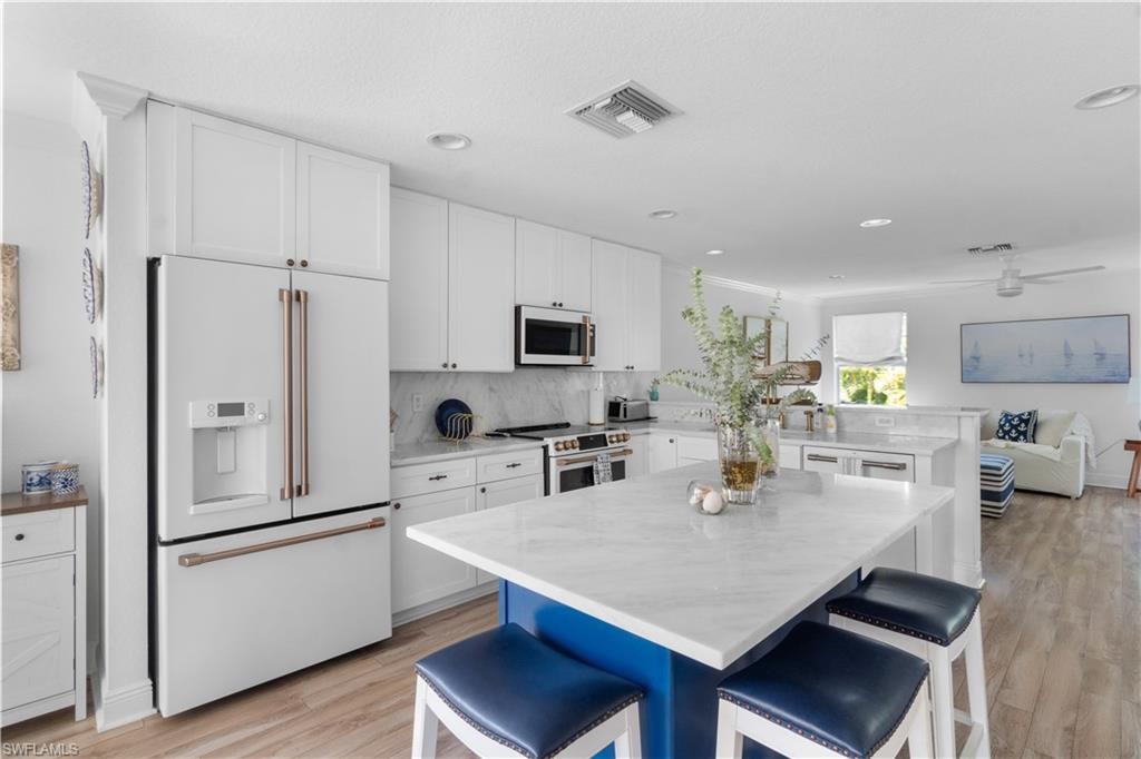719 Park AVE photo 9