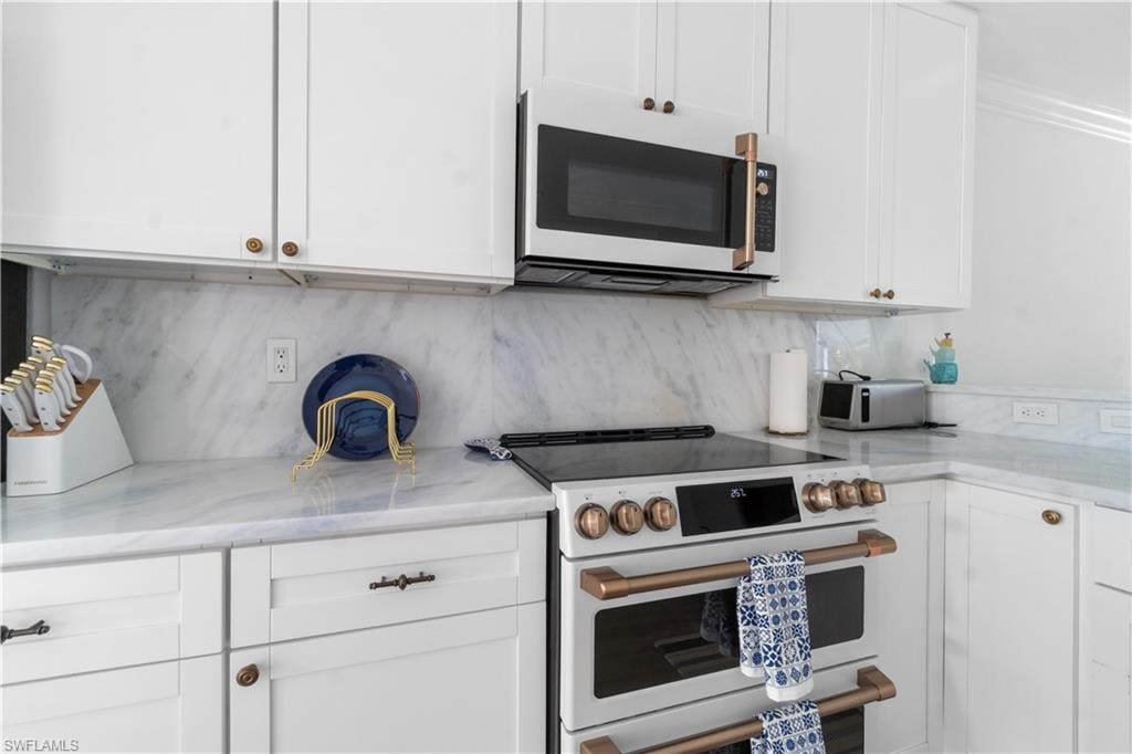 719 Park AVE photo 11