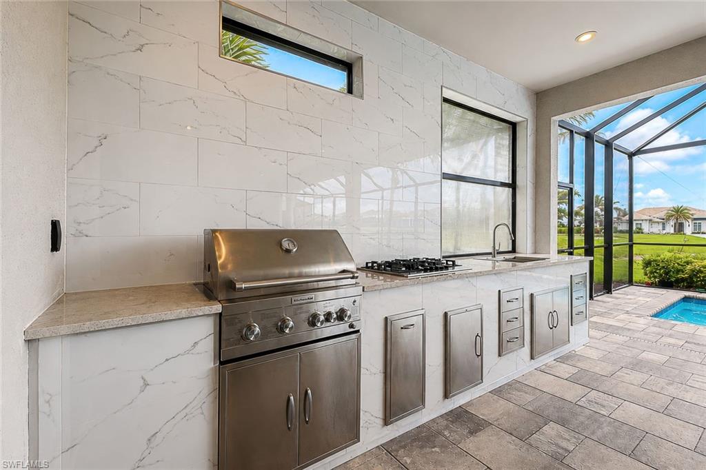 11110 Canal Grande DR photo 23