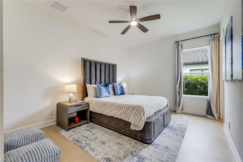 11110 Canal Grande DR photo 17