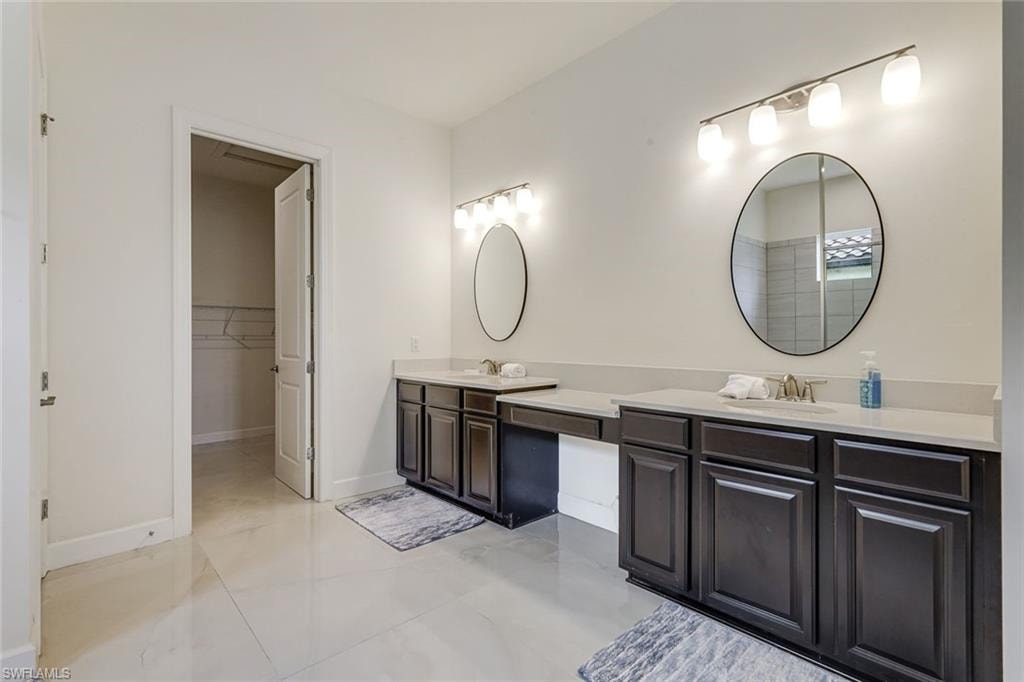 11110 Canal Grande DR photo 16