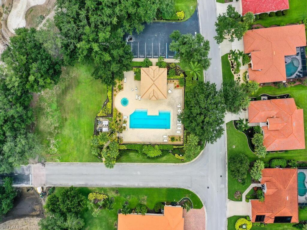 Community Center w/ Pool