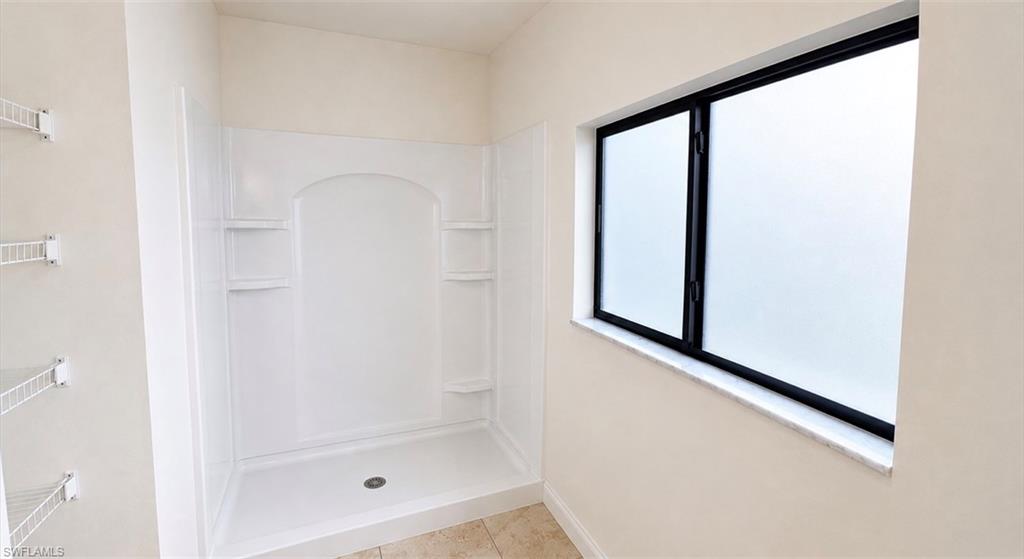 2208 42nd PL photo 10