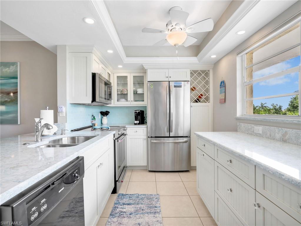 137 Collier BLVD D307E photo 7