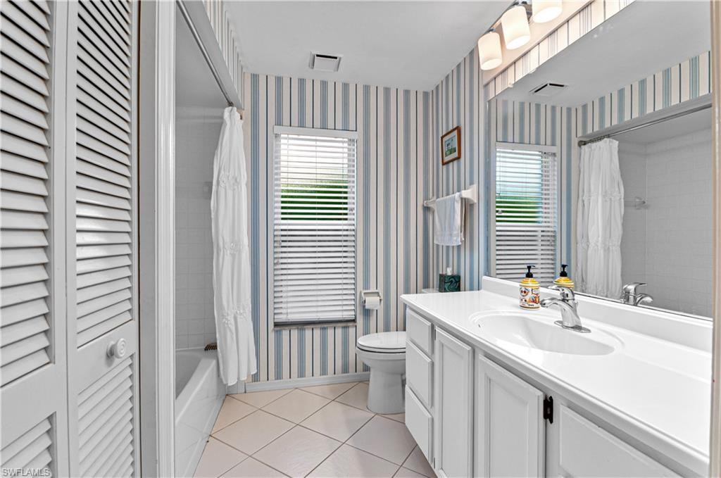 559 Henley DR photo 30