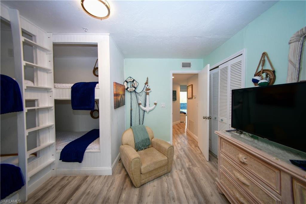 120 Swallow DR photo 23