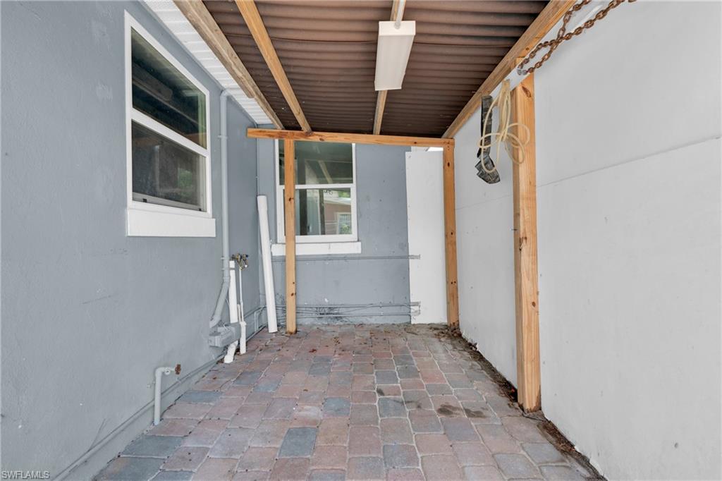2351 Dora ST photo 11