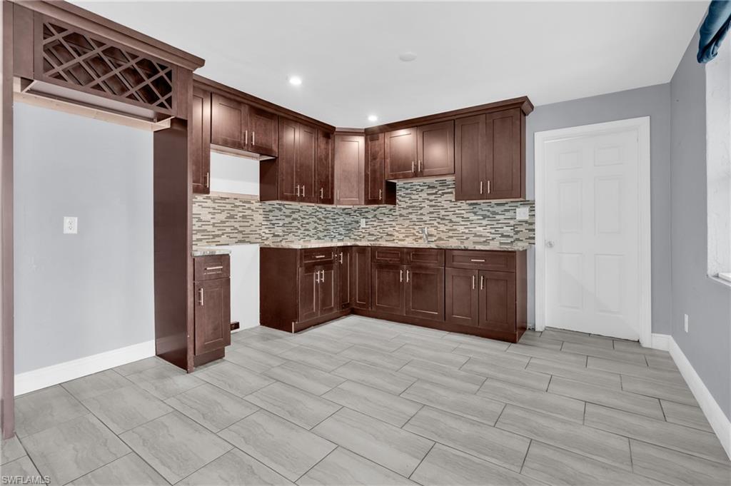 2351 Dora ST photo 27