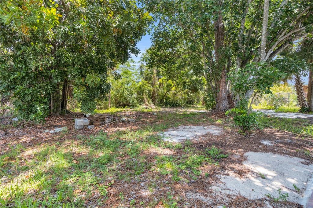 2351 Dora ST photo 13