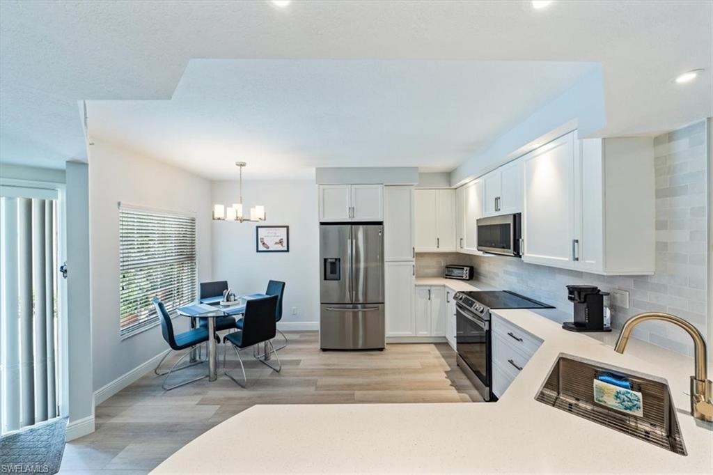 6914 Satinleaf RD N 103 photo 10