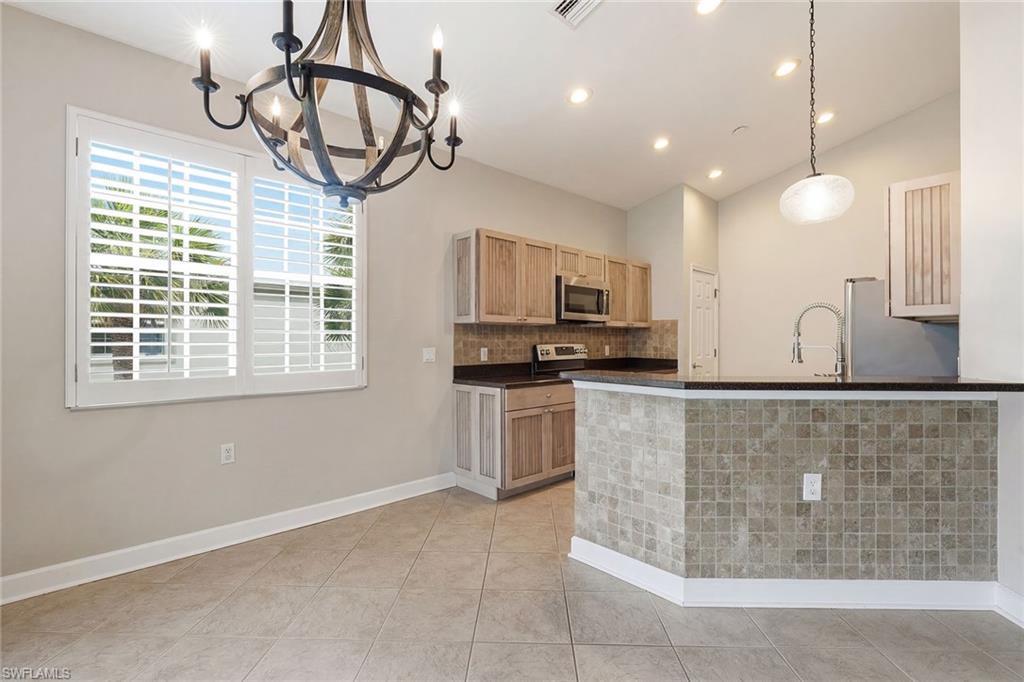 10462 Autumn Breeze DR 202