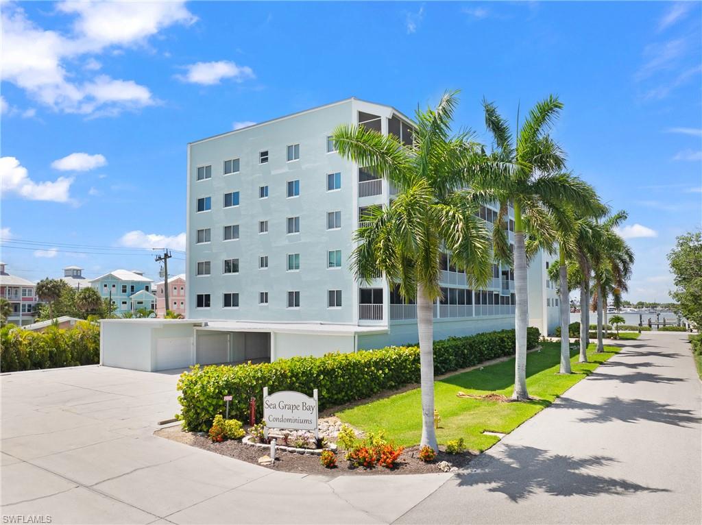 345 Mango ST 605 photo 12