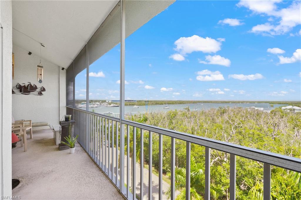 345 Mango ST 605 photo 28