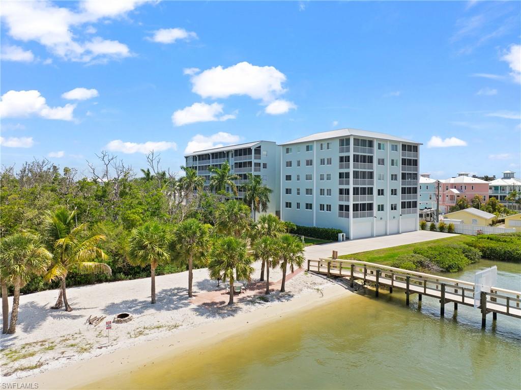 345 Mango ST 605 photo 48