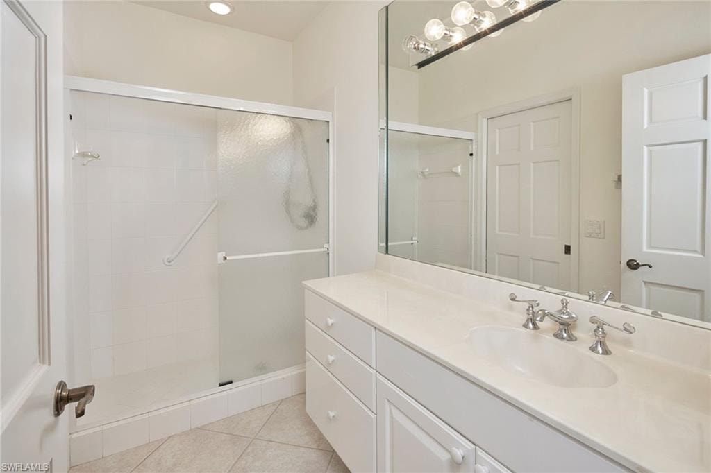 2405 Hidden Lake DR 4705 photo 15