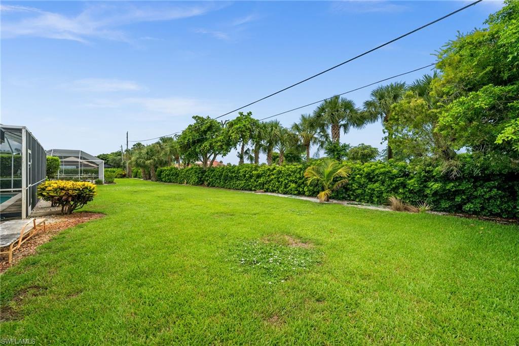 421 Palm River BLVD photo 33