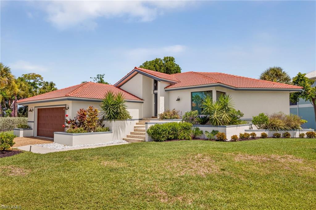 1206 Par View DR