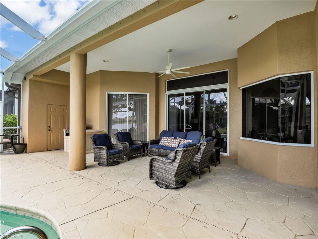 View of patio / terrace featuring an outdoor hangout area and a ceiling fan