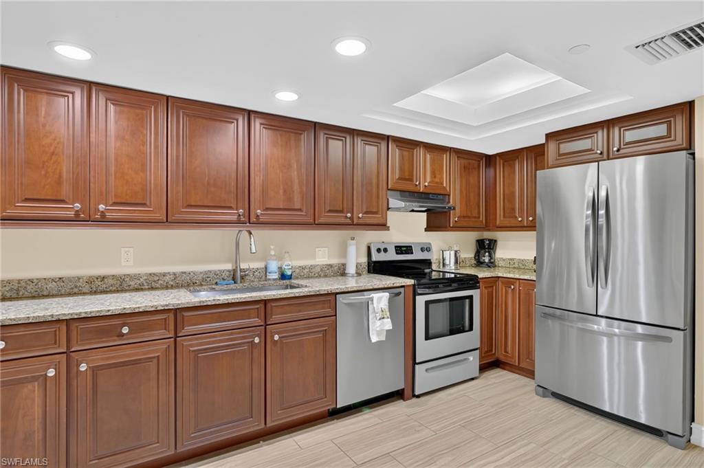4451 Gulf Shore BLVD N 1604 photo 43