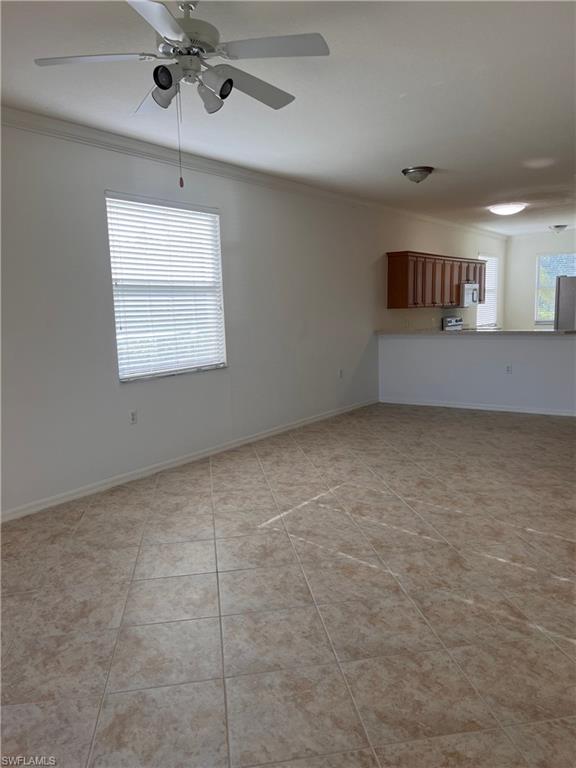 8470 Kingbird LOOP 1020 photo 6