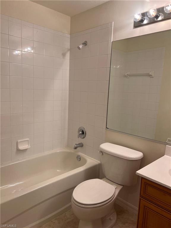 8470 Kingbird LOOP 1020 photo 13