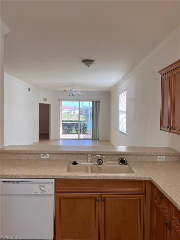 8470 Kingbird LOOP 1020 photo 9