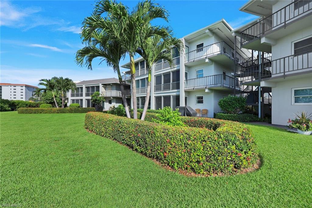 3400 Gulf Shore BLVD N B4 photo 23