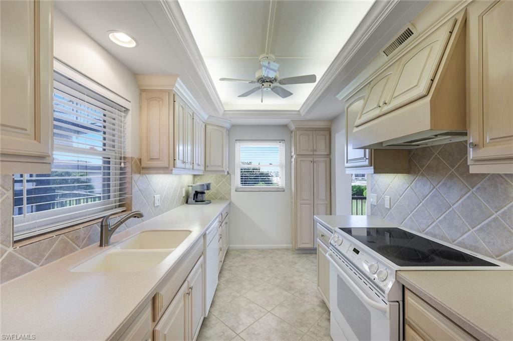 3400 Gulf Shore BLVD N B4 photo 12