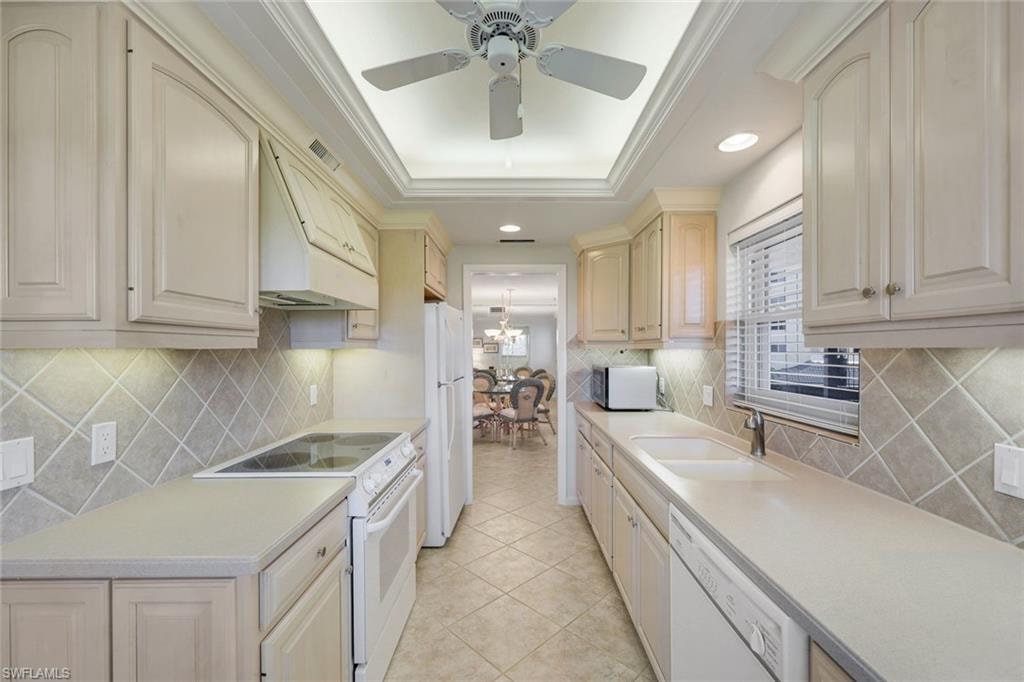 3400 Gulf Shore BLVD N B4 photo 10