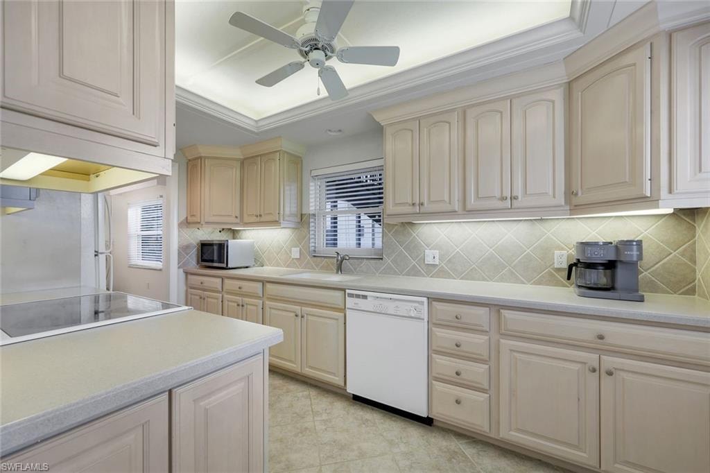 3400 Gulf Shore BLVD N B4 photo 11