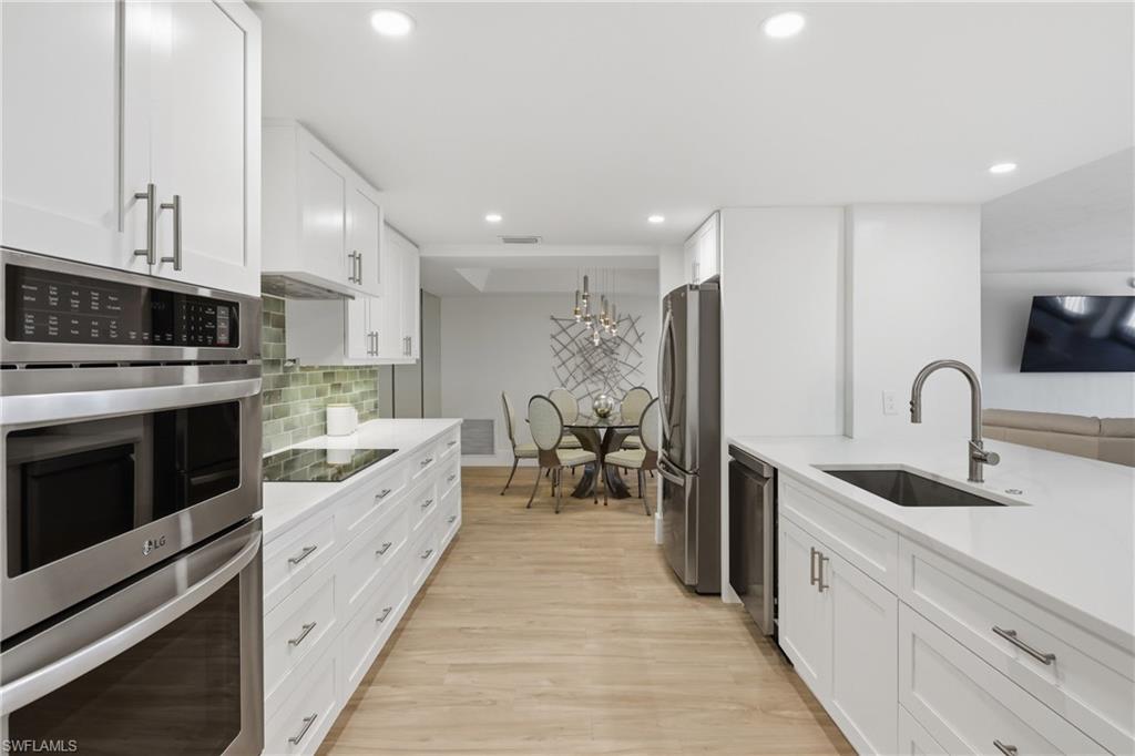 5601 Turtle Bay DR 302