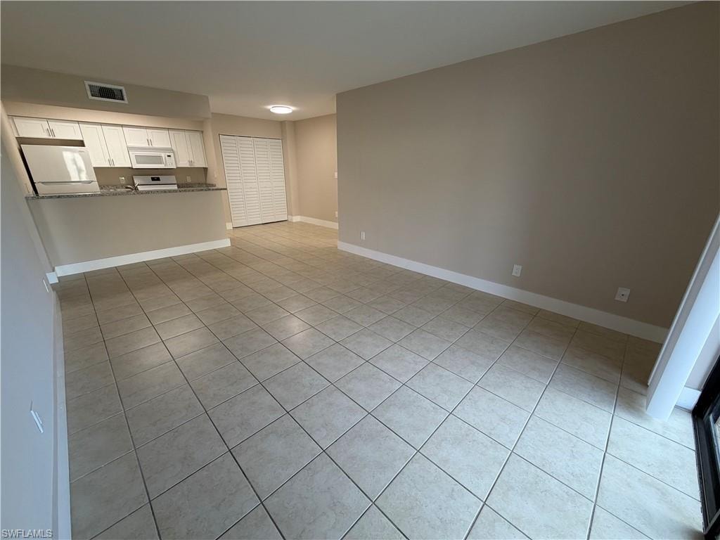 5317 Summerlin RD 1702