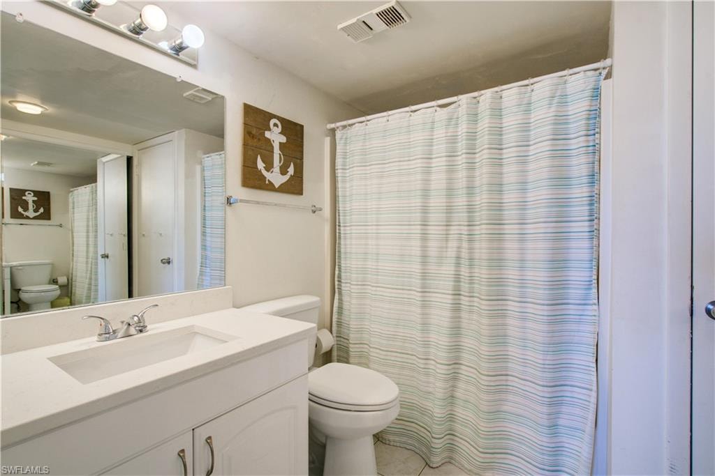 7330 Estero BLVD 601 photo 13