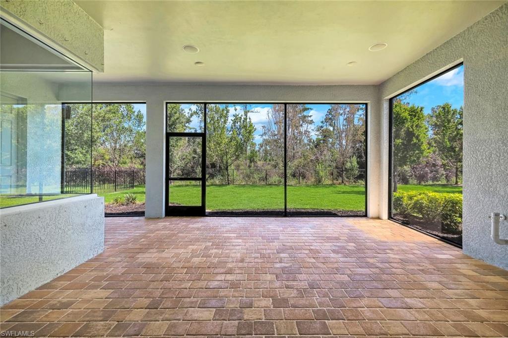 Lanai area with 1.2 bath also