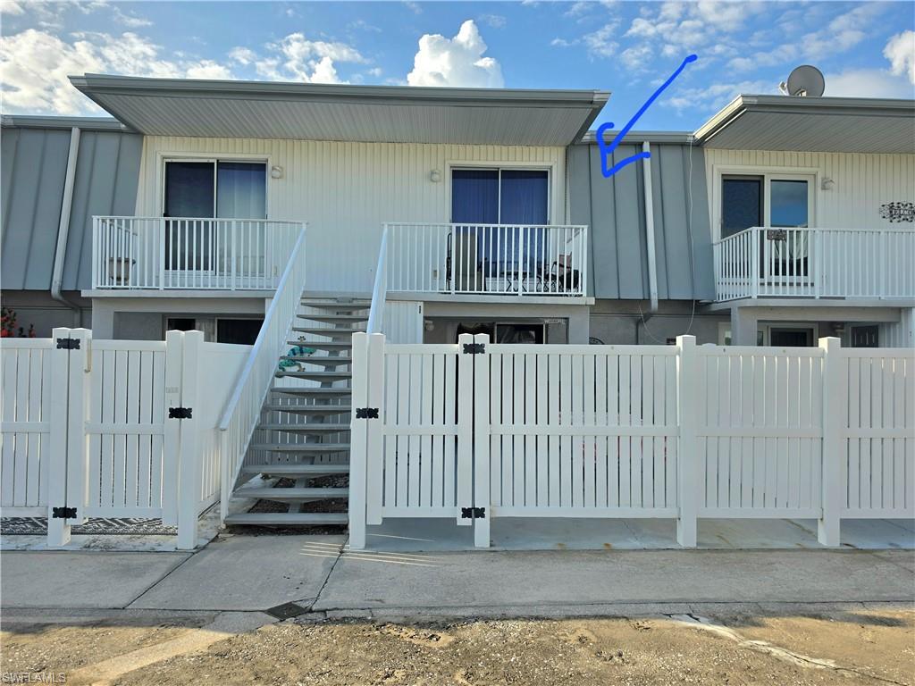 6777 Winkler RD 134 photo 27