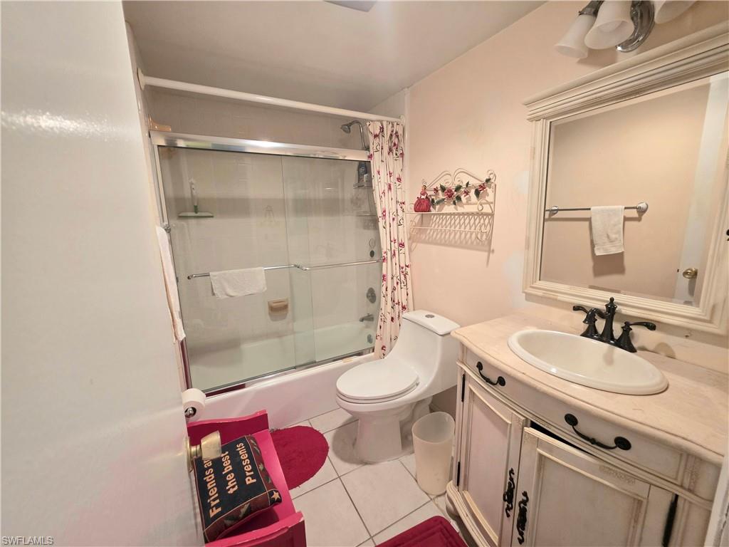 6777 Winkler RD 134 photo 20