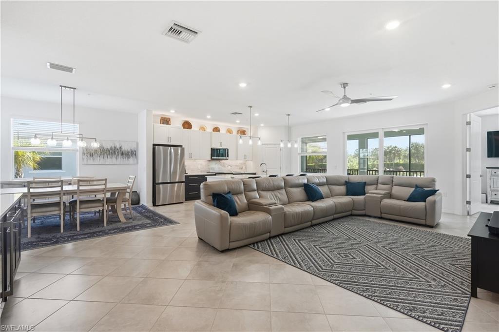 14842 Birchwood CT 6521