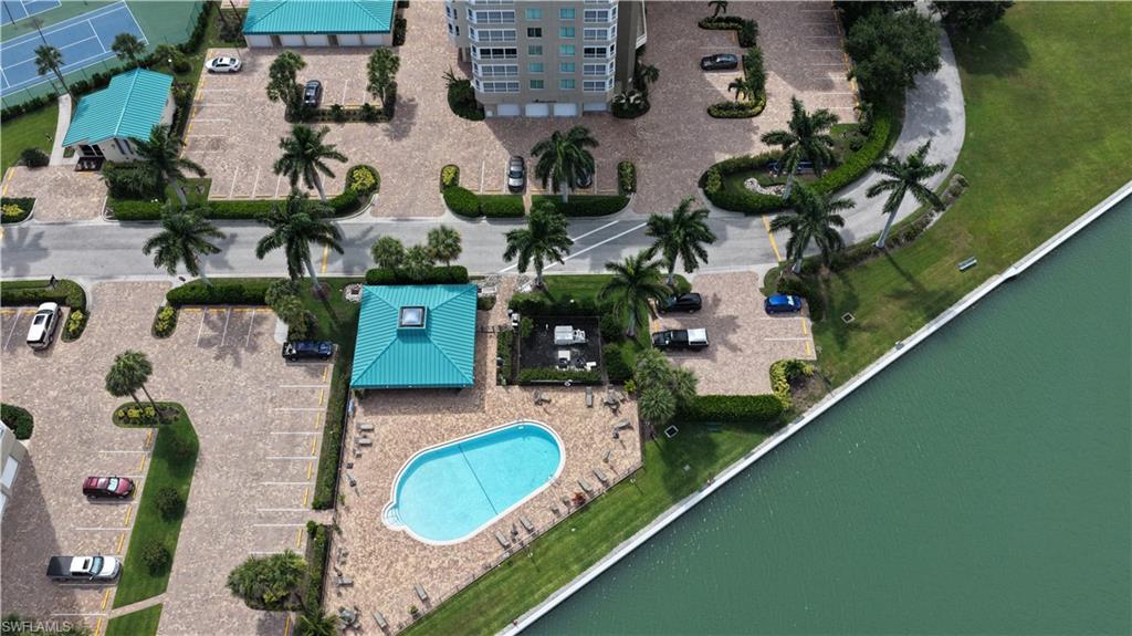 21 Bluebill AVE 303